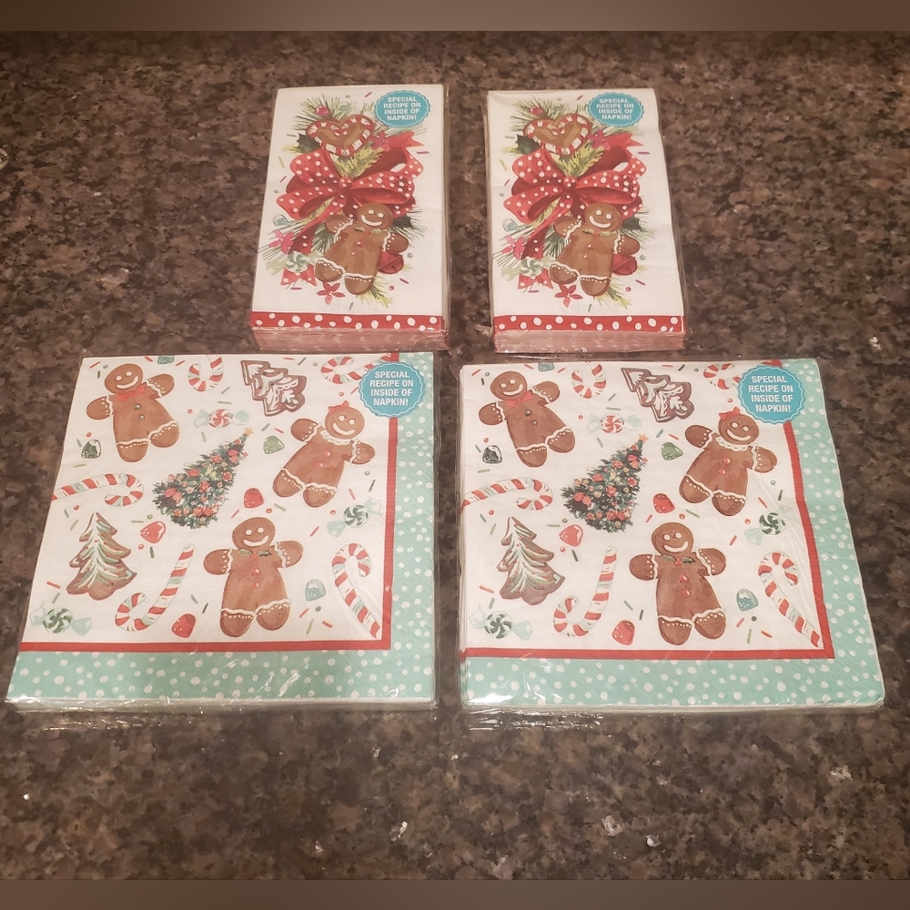 The Pioneer Woman Gingerbread Themed Disposable Napkins - 88 Count